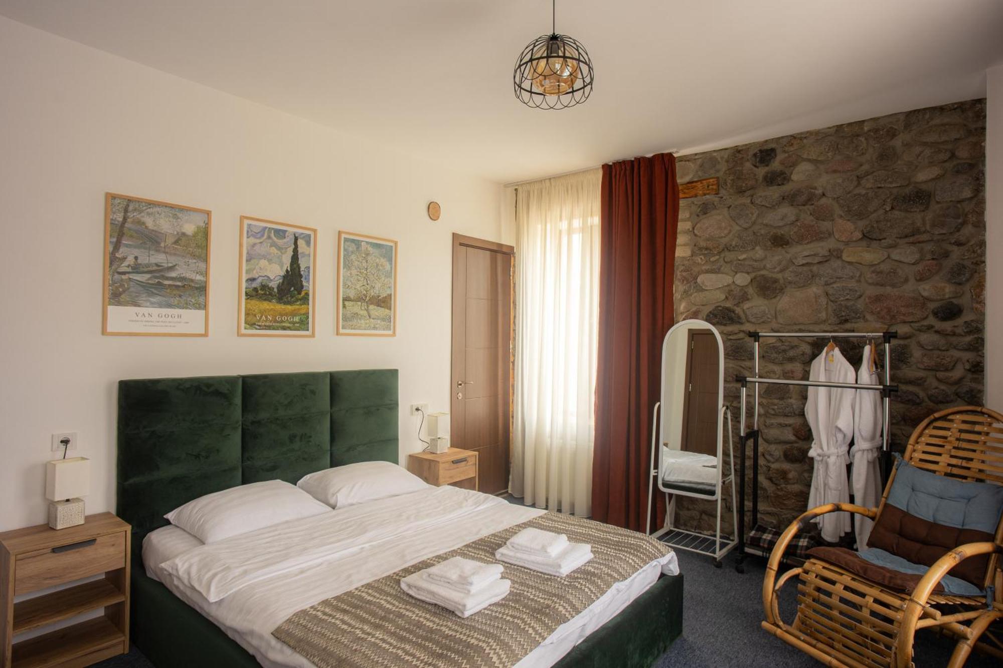 Mood Hotel Kazbegi Exterior foto